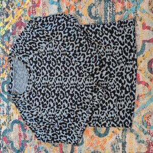 Coin 1804 Long Sleeve Knit Leopard Print Top Crew Neck